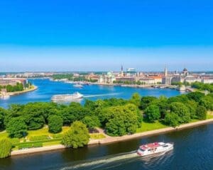 Wassertouren in Hamburg: Alster und Elbe erleben
